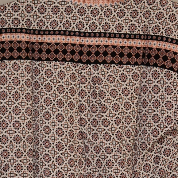 Max Studio NWT size small top - Picture 7 of 9